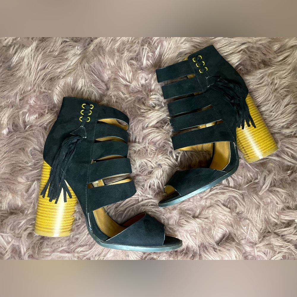 Heels in Great condition. Barely warn.